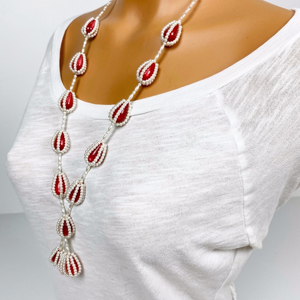 vintage faux pearl & red gemstone necklace
